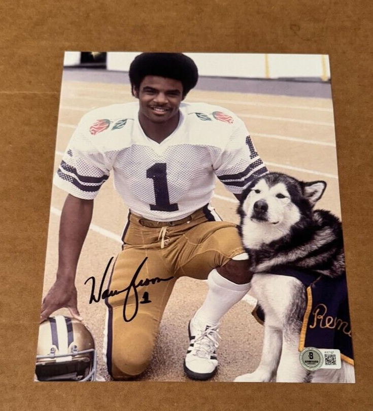 Warren Moon Autographed Signed Washington Huskies 8X10 PHOTO BECKETT COA AUTHENTIC #3 