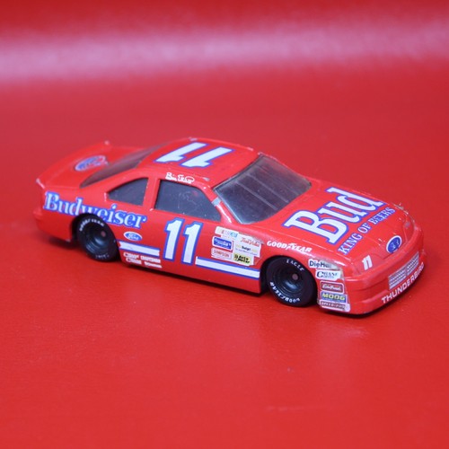 Racing Champions #11 Bill Elliott Ford Thunderbird Red 1:50 Bud King of Beers - Picture 2 of 4