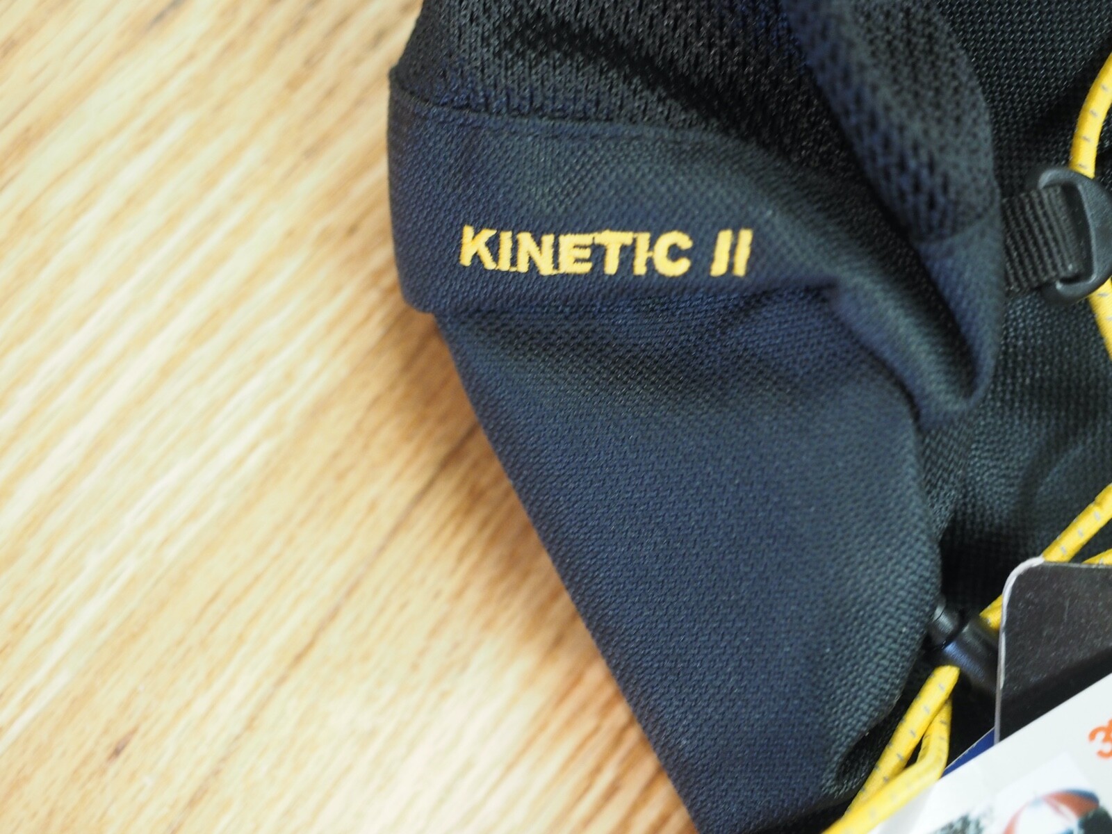 NEW MOUNTAINSMITH II Fannypack Black Yellow Waist Bag Hiking