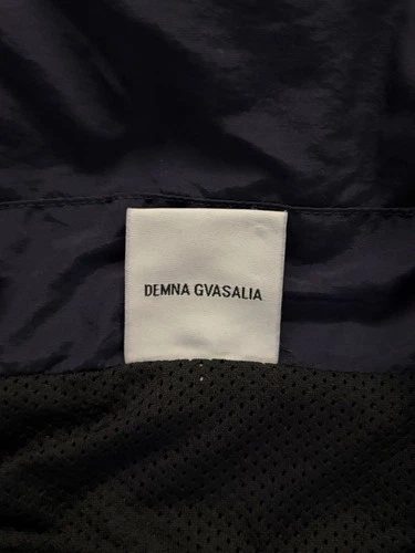 Vetements F/W19 Hi-Vis Anarchy Reflective Parka image 16