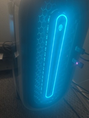 Alienware R15 i7-13700KF 16GB 1TB SSD RTX 4080 Liquid/RGB. Negotiable price.