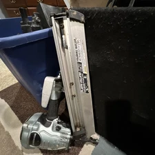 Metabo HPT NR 90AE(S1) 3-1/2" Paper Collated Framing Nailer