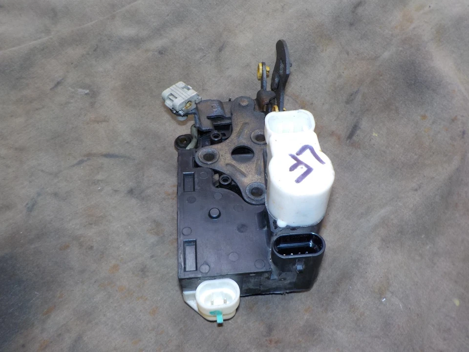 99-06 Chevy Silverado GMC Sierra 1500 2500 driver left front power door latch Foto 3 de 3