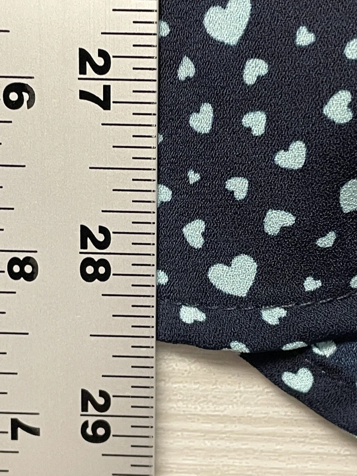 Camisa Bongo Feminina Média Azul Marinho Branco Estampa de Coração Botão para Cima Manga 3/4 Top - Imagem 4 de 4