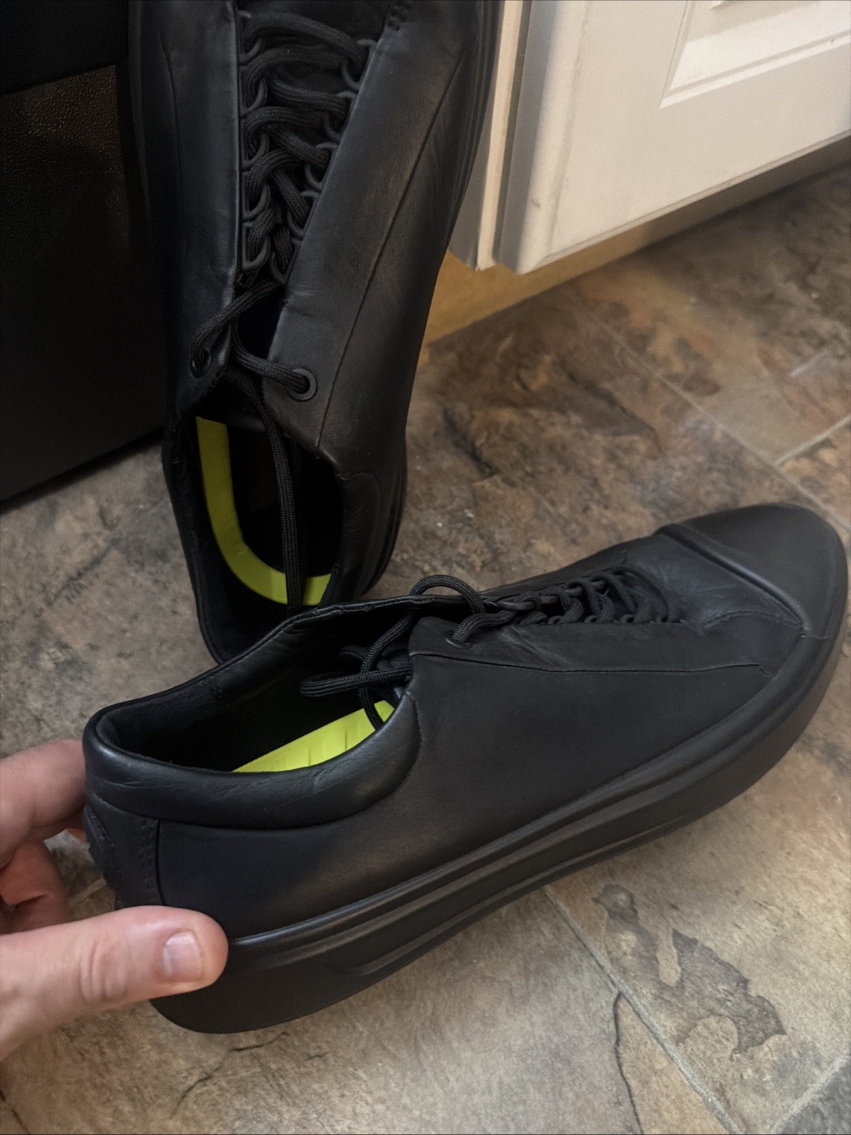 Men’s Size 10 Leather Ecco Sneakers Street Wear Causal Black
