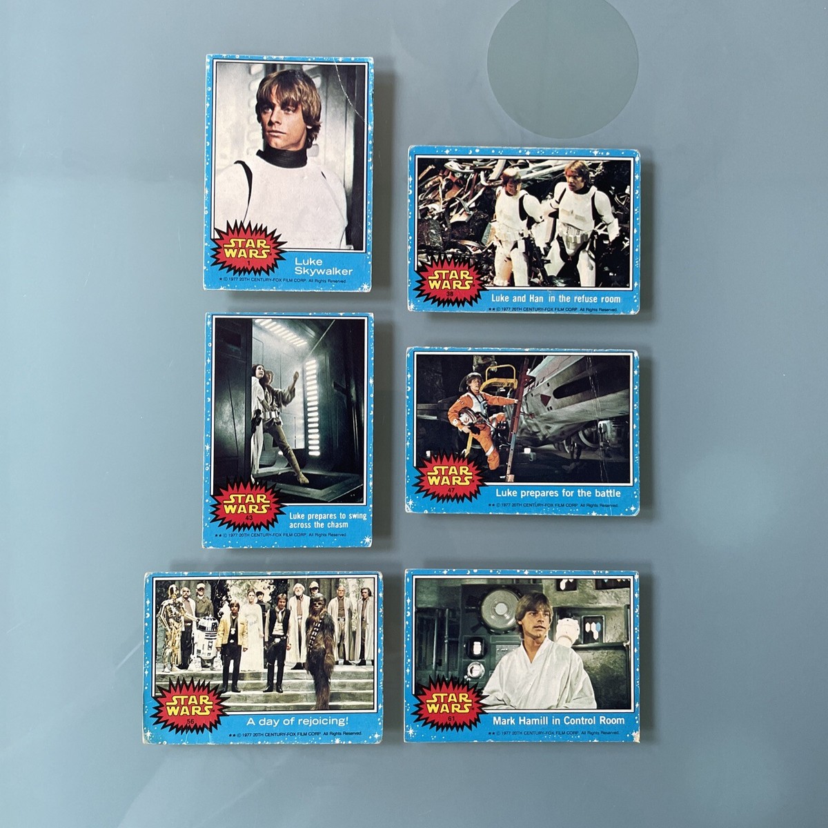 1977 Topps Star Wars Blue Series 1 UK Version Trading Card 1977 Topps Star Wars Blue Series 1 UK Version Trading Card