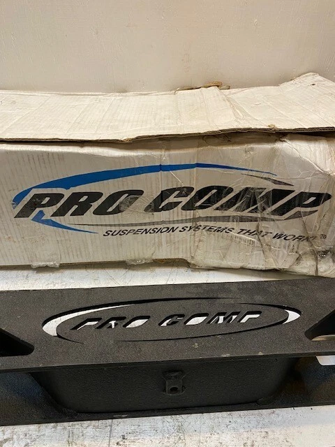 Pro Comp Suspension System 51088B-2 | 29" Long 8-1/4" Wide *Pictured Parts Only* - Image 2 of 4