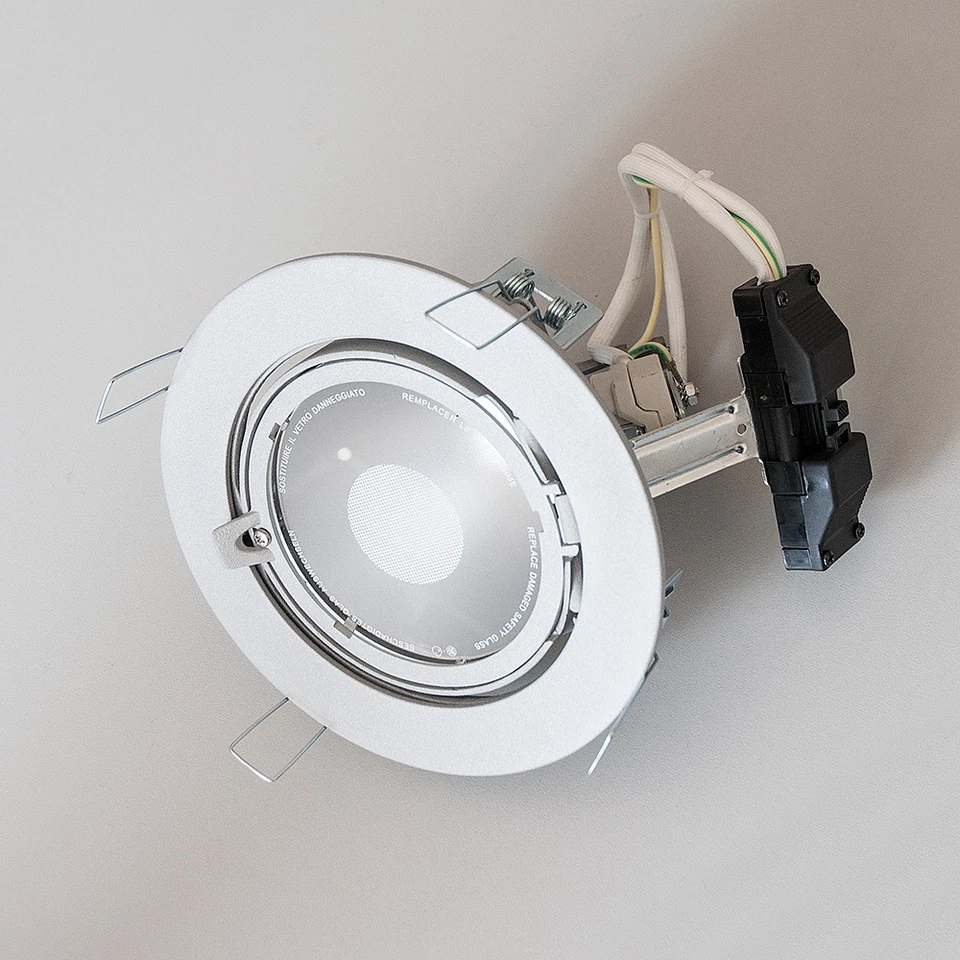 CARDANLIGHT EUROPE Shop CDM-T Einbauleuchte weiss mit Philips EVG und CDM-T Leuchtmittel 830