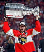 Carter Verhaeghe Panthers Unsigned 20x24 2025 Stanley Cup Champ Raise Cup Photo
