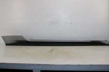 2015-2023 Ford Mustang GT Right Rocker Panel Molding OEM RO4