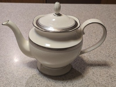 Noritake - 7601 Ardmore Platinum - Teapot.  1 Preowned Tea Pot.