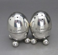 ANTIQUE RARE PAIR SOLID SILVER EGG SHAPED SALT & PEPPER SHAKERS 50g 4.2CM 1875