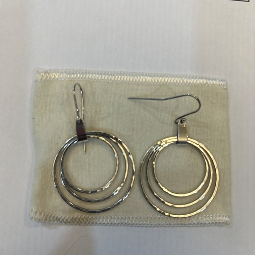 Retired James Avery hammered Sterling silver 3 circles earrings Excellent