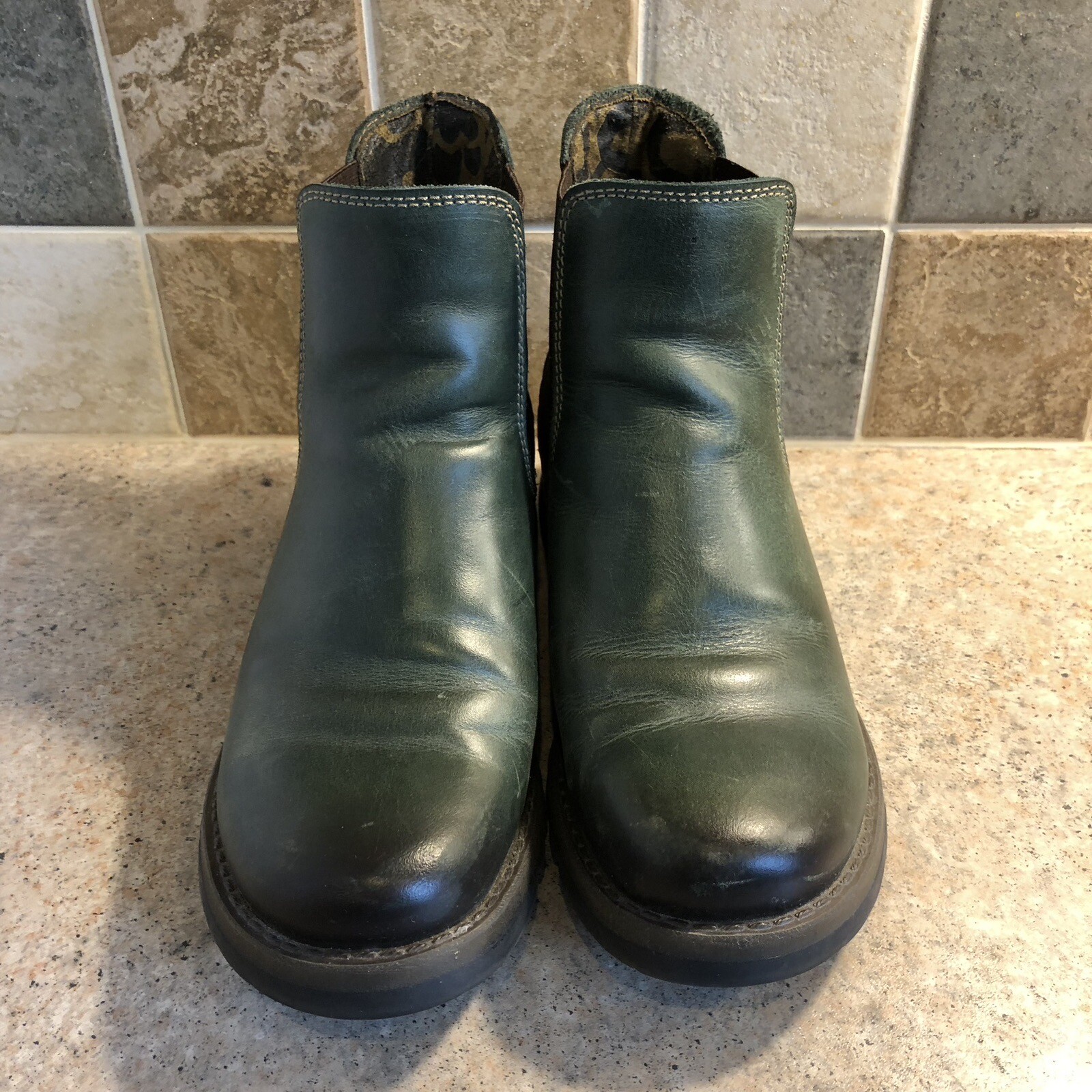 FLY London SALV Women's Chelsea Boots Green, UK Size 5 eBay