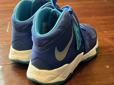 Nike 599818 401 Unisex Lebron James Soldier 7 Blue Basketball Shoe