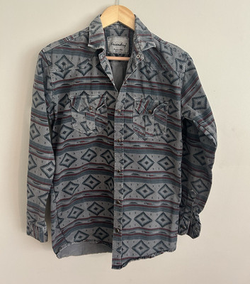 Friendly Men s L Long Sleeve Geometric Snap Button-Up Shirt w/ Pockets