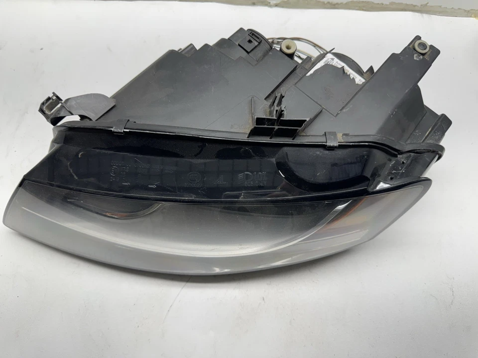 Faro delantero izquierdo xenón Audi A4 A4 Quattro 2009 2010 2011 2012 Foto 3 de 4