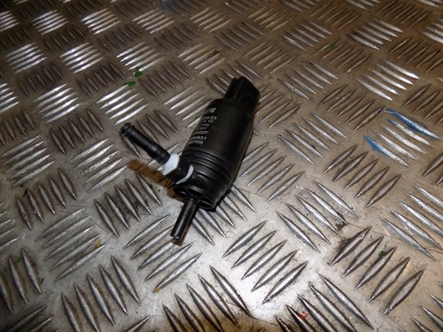 BMW F20 116D 1er Waschwasserpumpe Wischwasserpumpe Pumpe Wasserpumpe 734584403