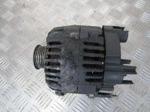 Volkswagen Golf 2004 Alternator 03C903023B, tg11c015  2542731b #328950-26