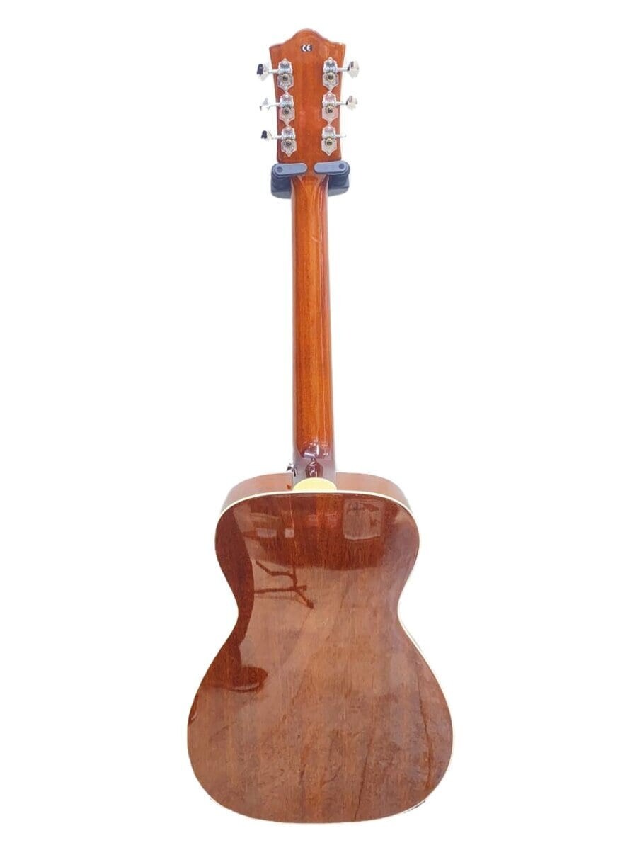 GUILD M-140E natural wood grain / 6 strings / 9V battery x1 | eBay