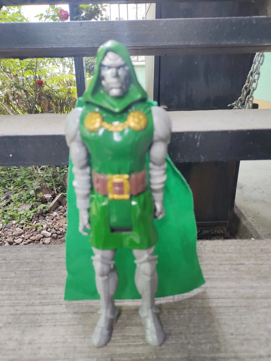 Marvel Titan Hero Series DOCTOR DOOM Dr. 12