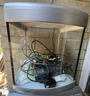 Acuario Aqua Start 320 de Aquaone con bomba grava extras vidrio plástico