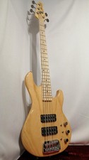 G&L Custom Shop L-2500 VNAT Electric Bass 5-String Natural Finish