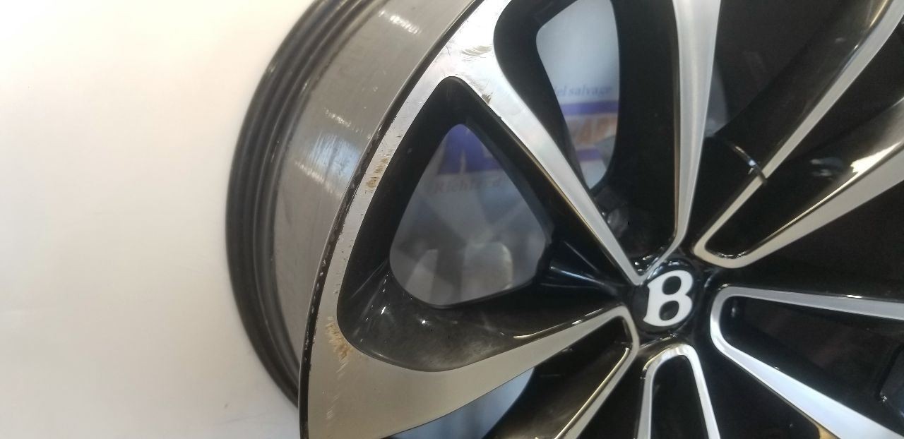 Bentley Bentayga Wheels Set