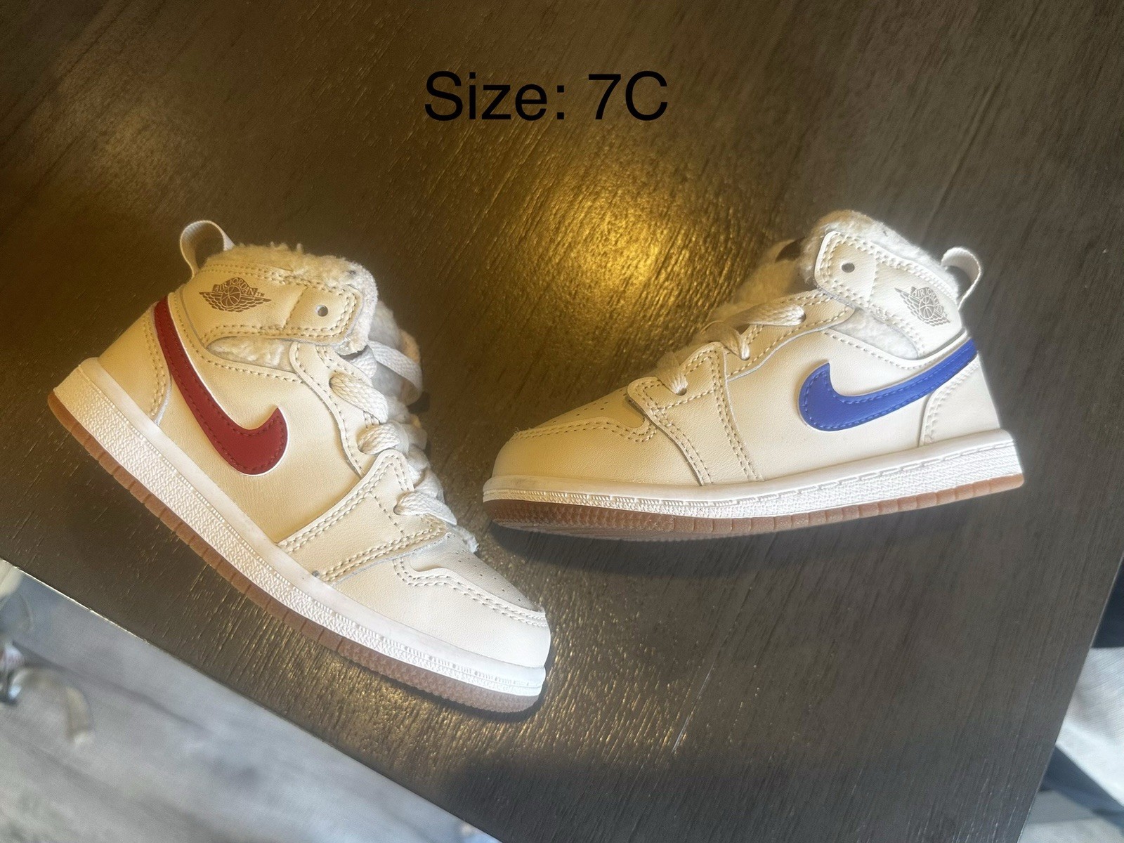 Jordan 1s Girls Size 7C