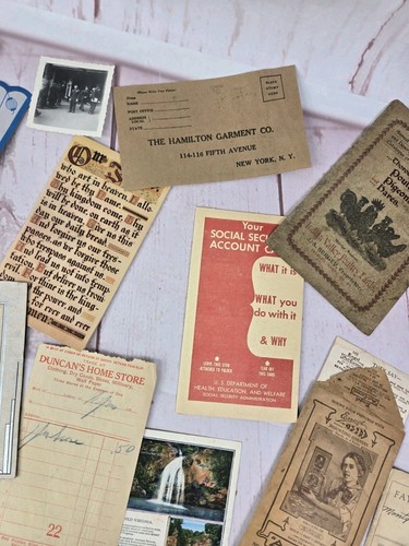1917-1975 Ephemera Lot - WW1 Draft, Picture, Postcard, Greeting, Receipt, Map - Picture 6 of 21