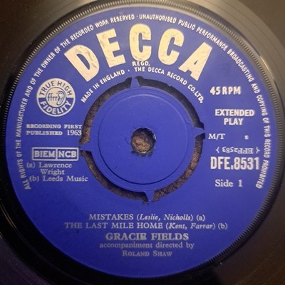 Gracie Fields    By Request - 7'' Record/Vinyl - Decca    DFE 8531 - UK - 1963