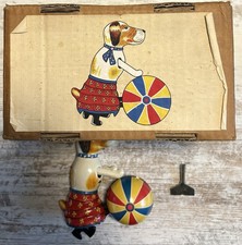 Paya Blechspielzeug Hund mit Ball Limit. Ausgabe von 1989 mit OVP und Zertifikat