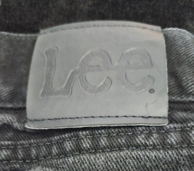 MENS LEE JEANS ~ 5 POCKET DESIGN ~ BLACK DENIM ~ SIZE 50X30 BOOTCUT!