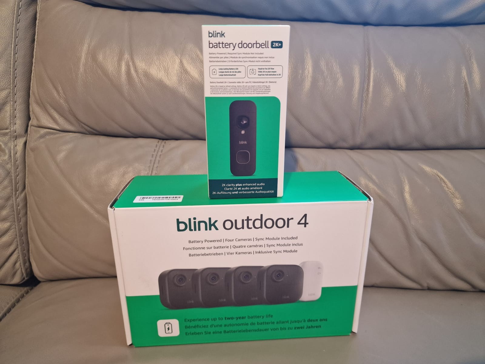 Blink Camera Outdoor 4 Wireless HD Smart Security 4 Camera System + doorbell