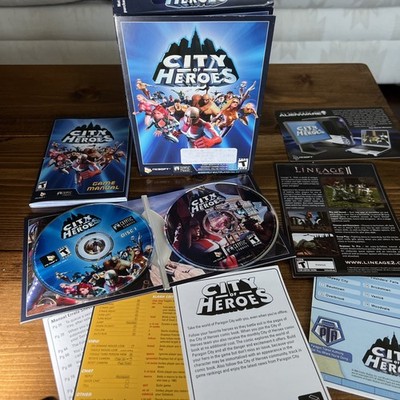 City of Heroes (PC, 2004) W Disc 1 &2, Game Manual & Map, Inserts VGUC