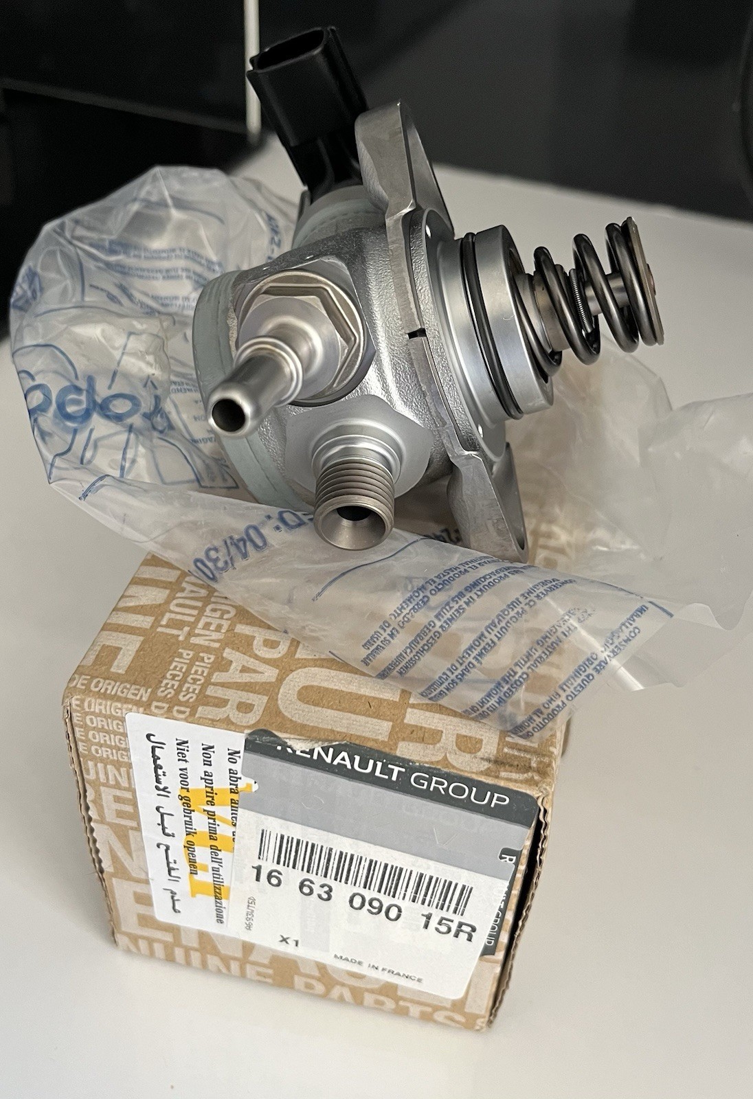 Pompe carburant HP origine Renault acier forgé injection essence 166309015R Megane