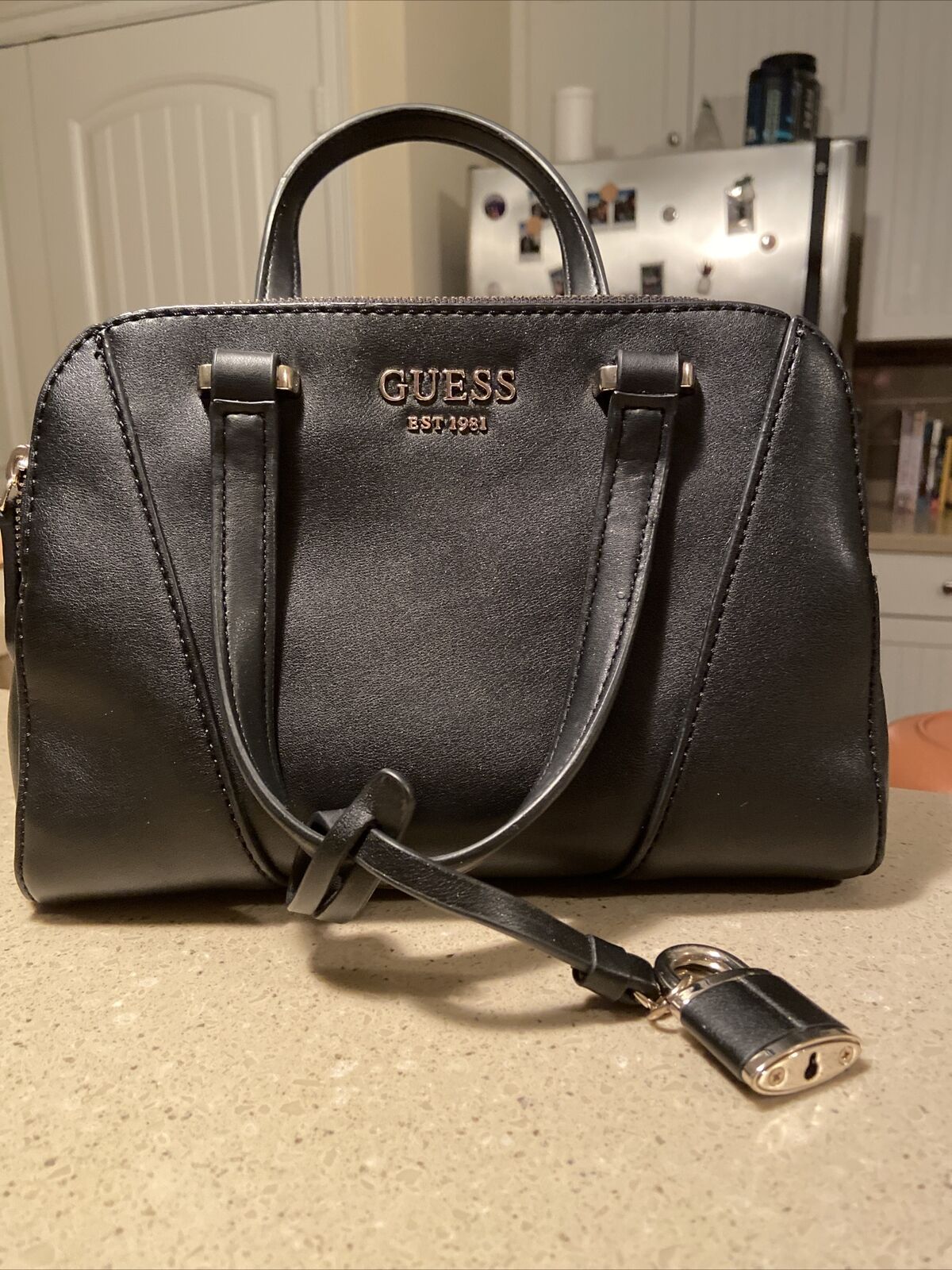 generøsitet håber næse Vintage Guess Est 1981 Woman Purse Black | eBay