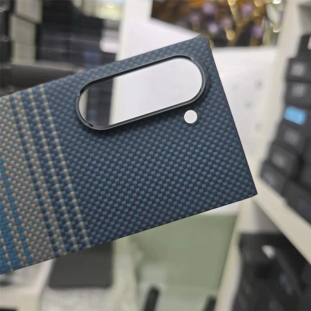 Magnetic Aramid Carbon Fiber Case For Samsung Galaxy Z Fold6 Matte Armor Cover - Picture 7 of 17
