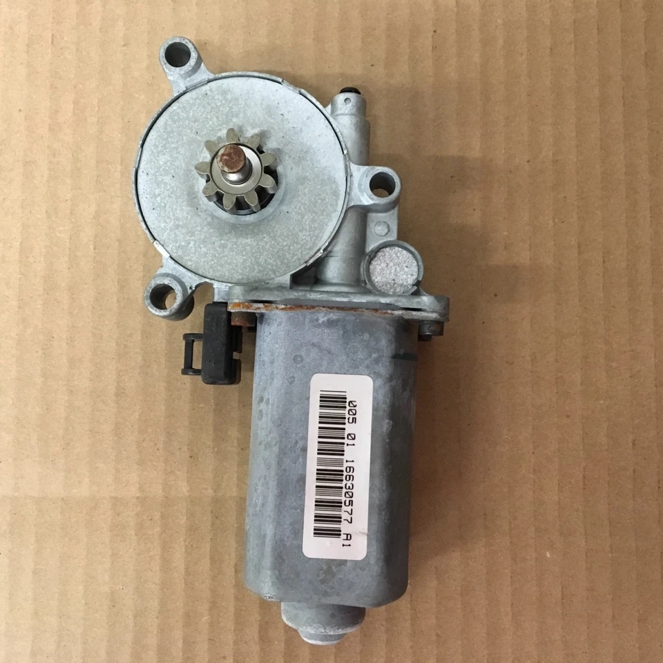 NOS GM Delco 84 85 86 87 88 89 90 91 92 93 94 95 96 Corvette Power Window Motor - Image 3 of 4