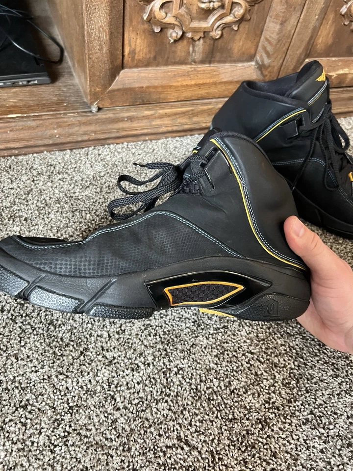 Size 10- Jordan Melo M4 Black - 317154-001 - Image 4 of 4