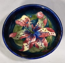 Vintage Moorcroft Rare Tiger Lily  Pattern Footed Bowl. Damaged 11.5 cm wide 