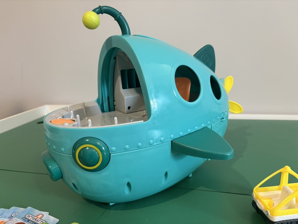 Octonaut Gup A Submarine Toy Deluxe Megapack Complete Play Set W/ Sea Creatures eBay