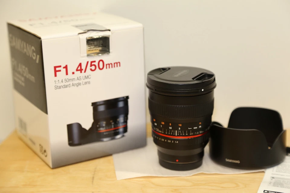 Samyang F1.4/50mm AS UMC für Samsung NX Objektiv Aussteller! TOP/OVP  - Bild 1 von 4