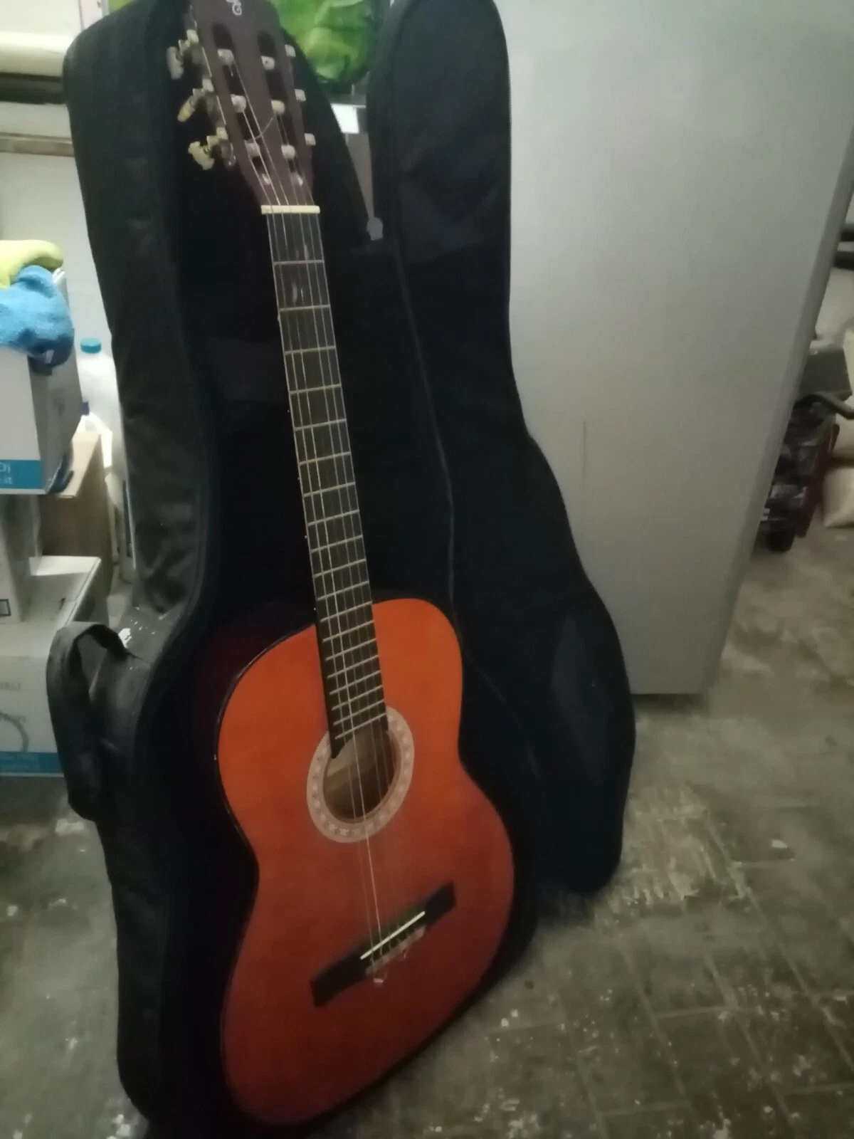 Picture 2 of 3