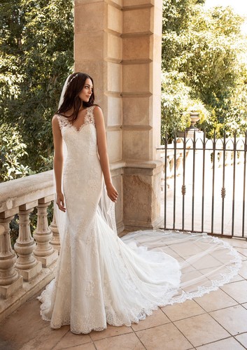 Pronovias Kaur Size 16 Ivory Lace Wedding Dress - Unaltered & Unworn - Picture 15 of 15