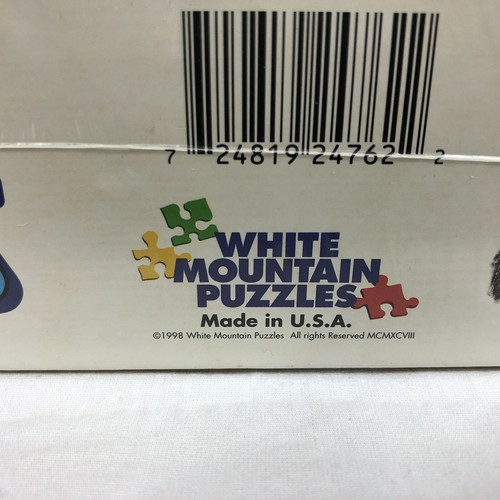 White Mountain Puzzles World of Dogs - 1000 Piece Jigsaw Puzzle Sealed 1998 - Picture 3 of 4