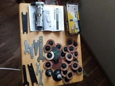 Central Pneumatic Air Angle Die Grinde  62439 W/accessories/manual