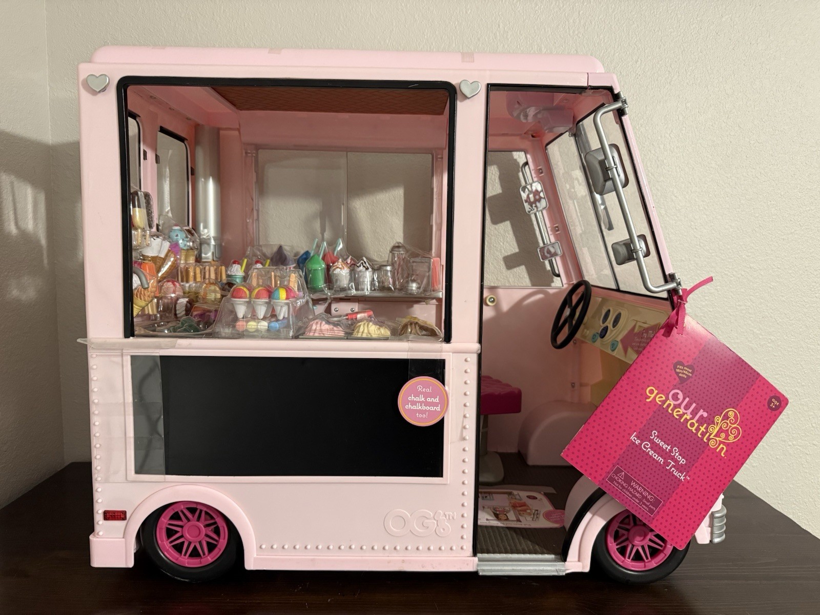 Our Generation Sweet Stop Ice Cream Truck - Pink - 130pcs - Music, Lights - NEW