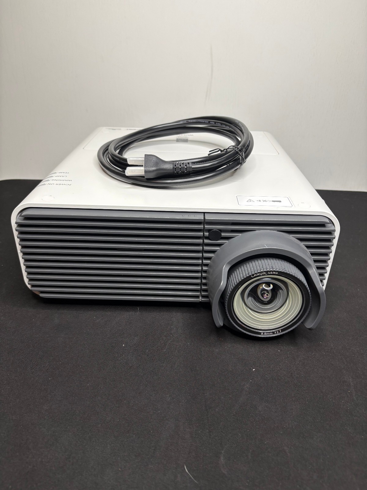 PROFESSIONAL Canon REALiS WUX450ST Projector 4500 Lumens
