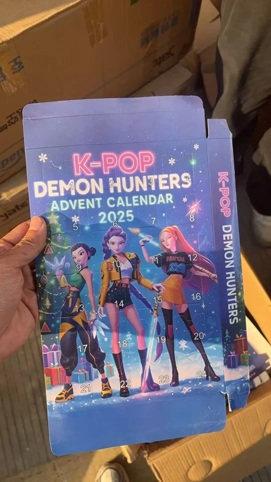 Calendario de Adviento Cuenta Regresiva 2025 - Caja Coleccionable Inspirada en Anime/K-Pop 24 Días Foto 4 de 4